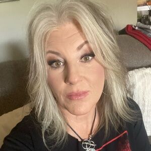 Meet your Posher, Lynn